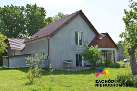 Klimatyczna posiadłość w Broniszowie